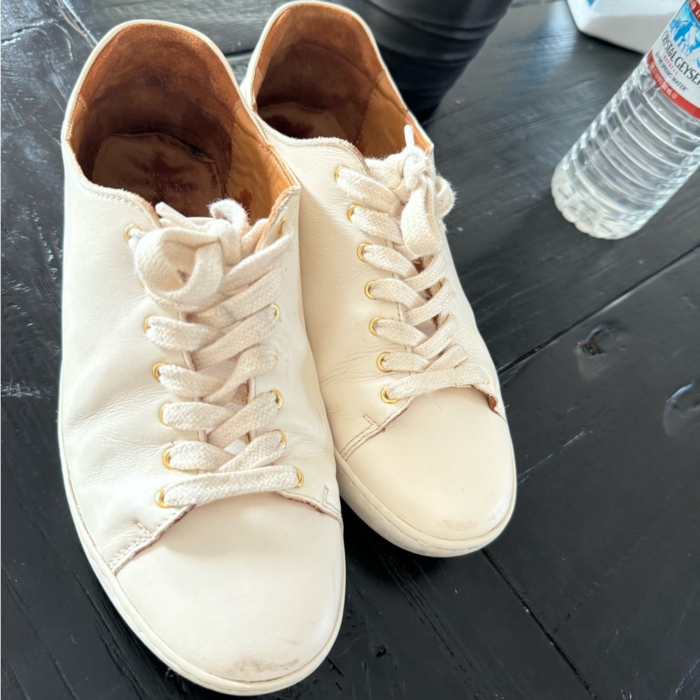 Sezane White and Gold Sneakers Classic Low-Top Design